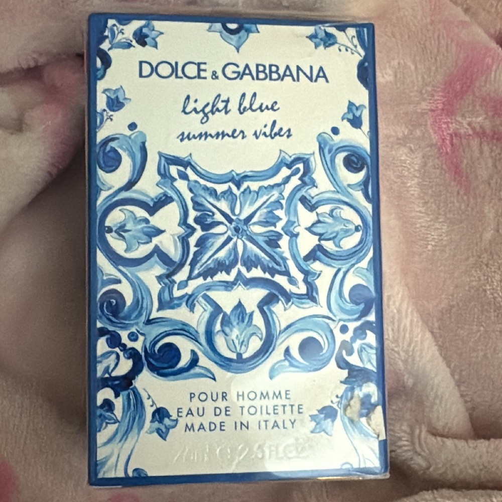 Dolce & Gabbana Light Blue Summer Vibes Cologne